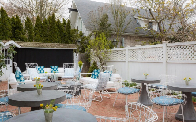 The Christopher, The Edgartown Collection