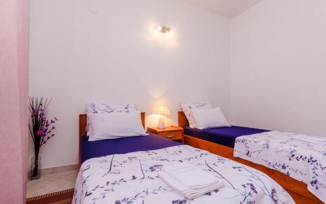Apartment Alba