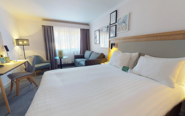 Holiday Inn Cambridge by IHG