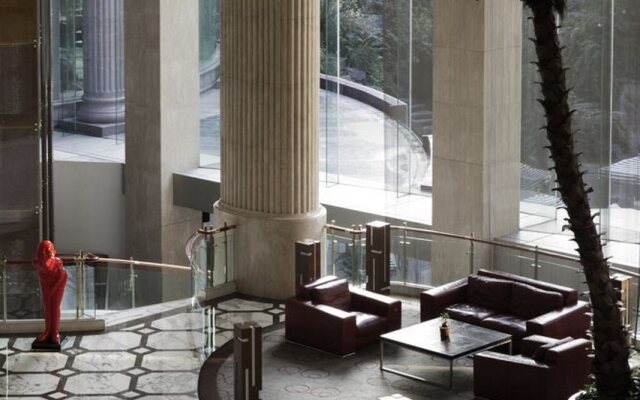 Pullman Shanghai Central-in XinTianDi & Yu Garden Area