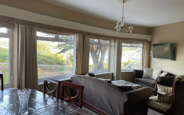 Bungalow-happy Valley-sleeps8