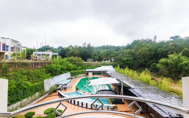 Holly Sentosa Hotel by OYO Rooms