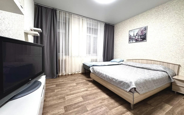 Апартаменты на проспекте Октября 11