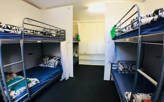 Landing Pads Brunswick - Hostel