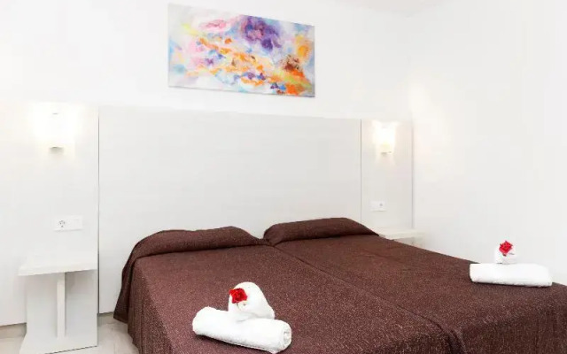 Aparthotel Flora Park