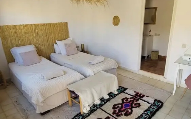 Tawenza Lodge