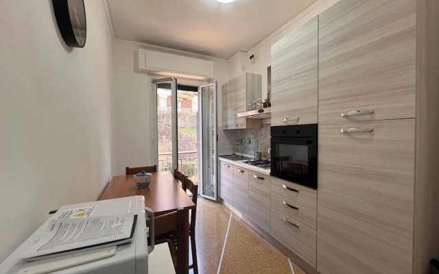 Inviting 1-bedroom flat with Balcony