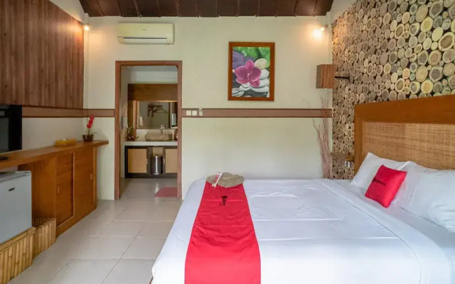 RedDoorz Plus @ Raya Senggigi Lombok