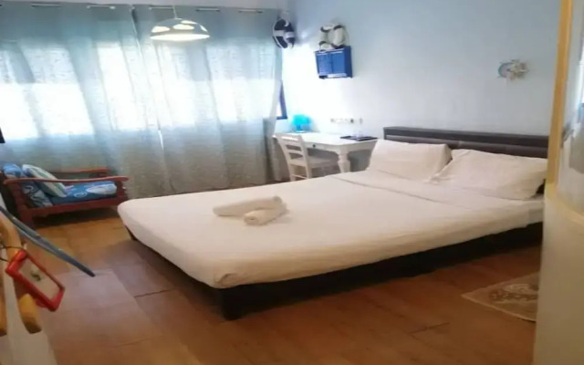 OYO 91068 Elephant House Boutique Hotel