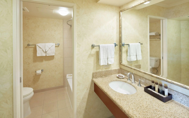 OUTRIGGER Waikiki Beach Resort