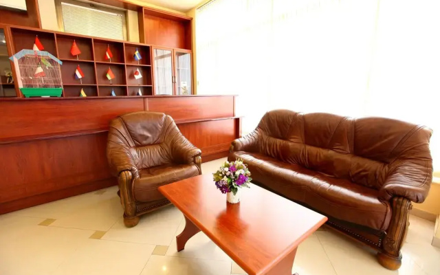 Aristocrat Hotel