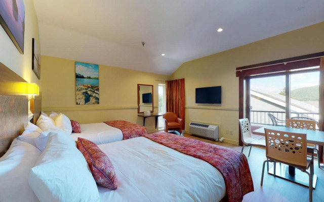 Surfside On The Lake