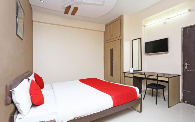 OYO 730 Hotel Karishma Homes