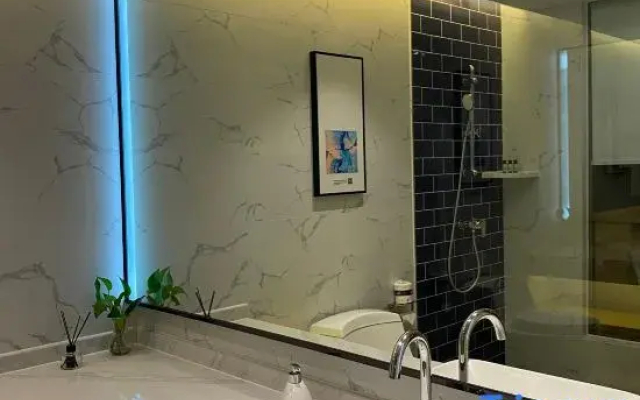 Kyriad Marvelous Hotel (Xingzhong Plaza, Zhongshan West District)