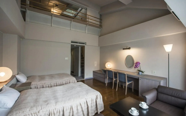 Hotel Lucent Takamiya