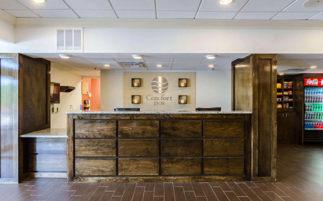Comfort Inn Randolph - Boston