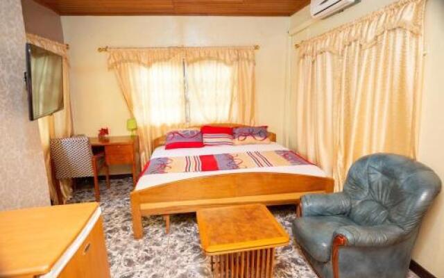 Filly's Guest House