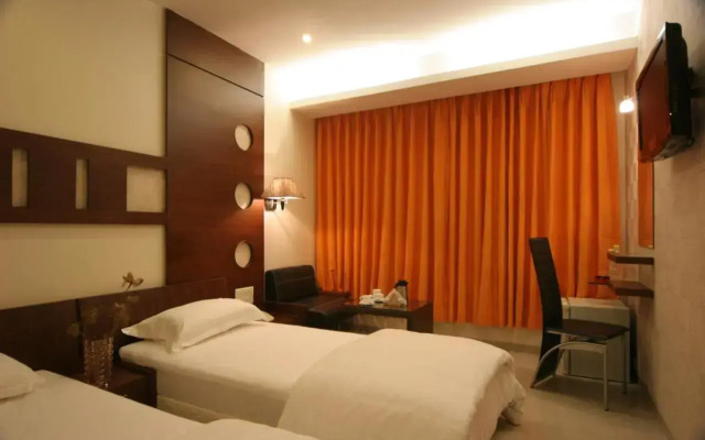 OYO Rooms RC Dutt Road