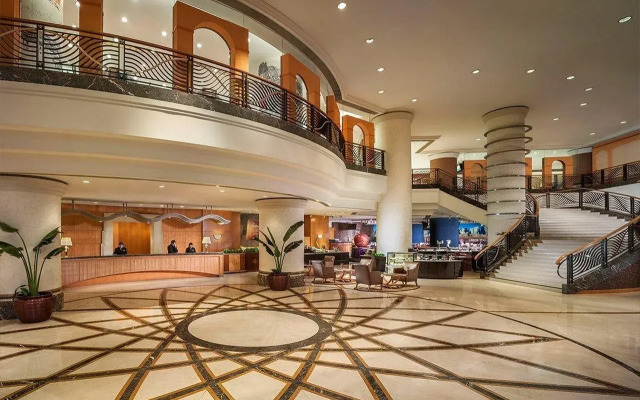Harbour Plaza Resort City