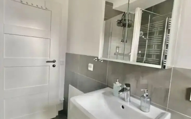 Modern Holiday Home in the Center
