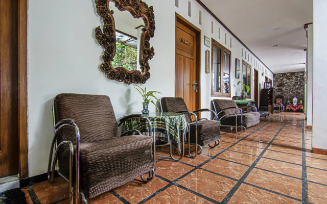 Loesje Guesthouse