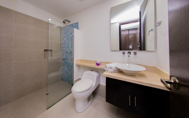 Dream Apartment, Facing the sea