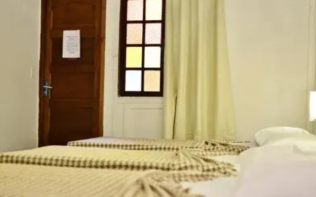 Casas Noronha Boldró Home