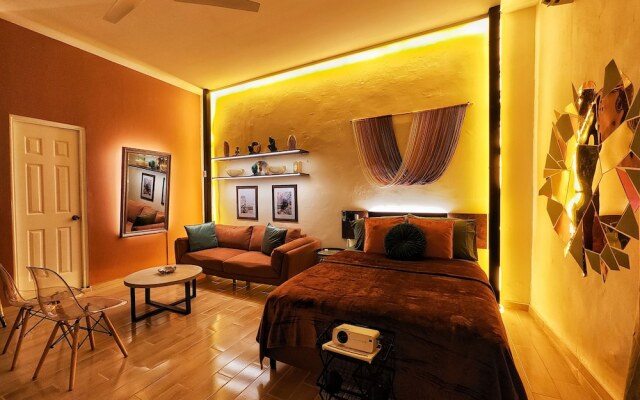 Golden Studio By Paradox