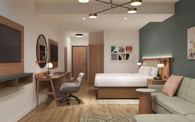 La Quinta Inn & Suites By Wyndham Tracy