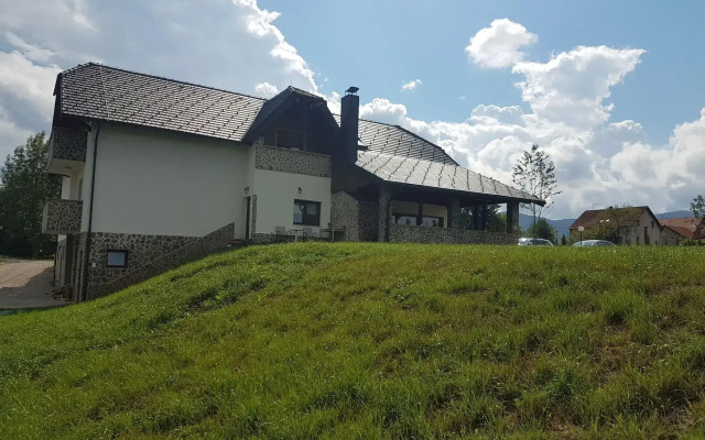 Villa Stone