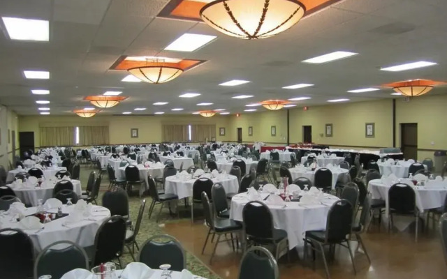 Best Western Wichita North Hotel & Suites