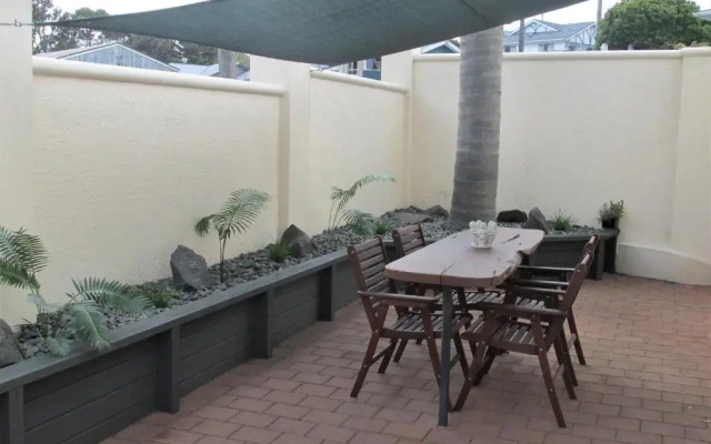 Tarawhata Thermal Apartment