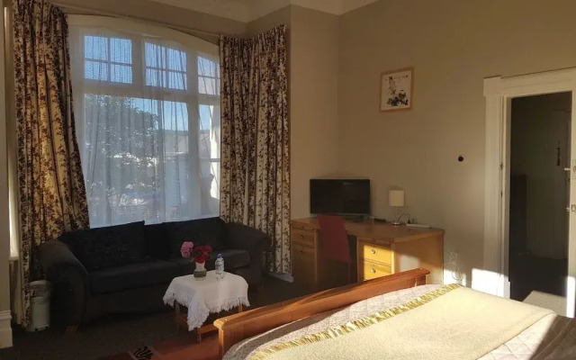 Dunedin Boutique Homestay
