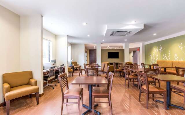 Sleep Inn Dallas Love Field - Medical District