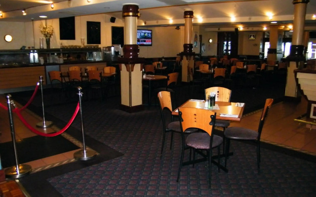 Grand Tasman Hotel