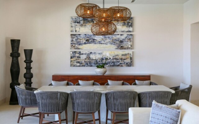 Sunny Vacation Villa 69