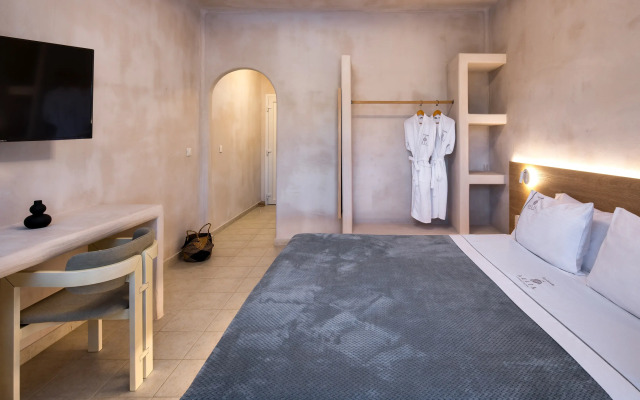 Aelia Luxury Suites Santorini