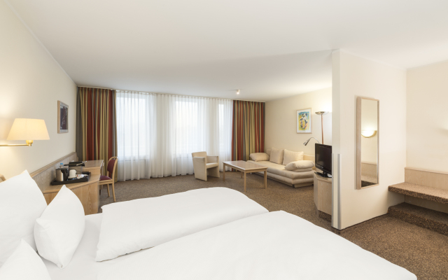 Scotty + Paul Hotel Deggendorf