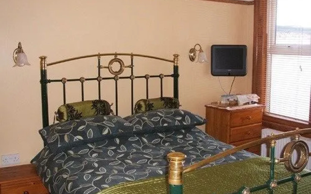 Pengilley Guest House