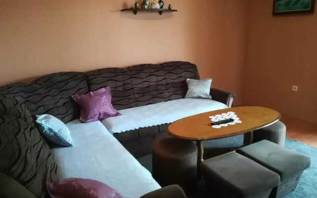 Dama Apartment