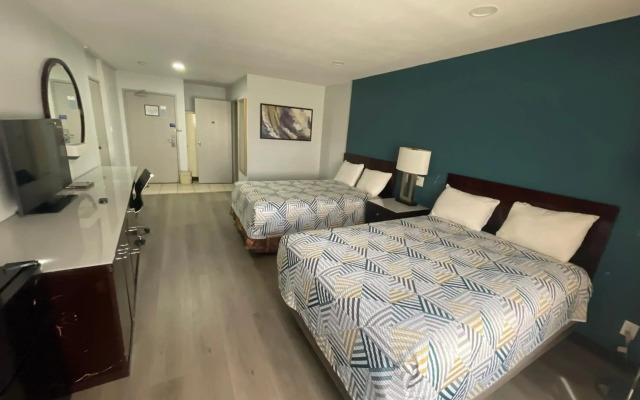 Portside Inn & Suites