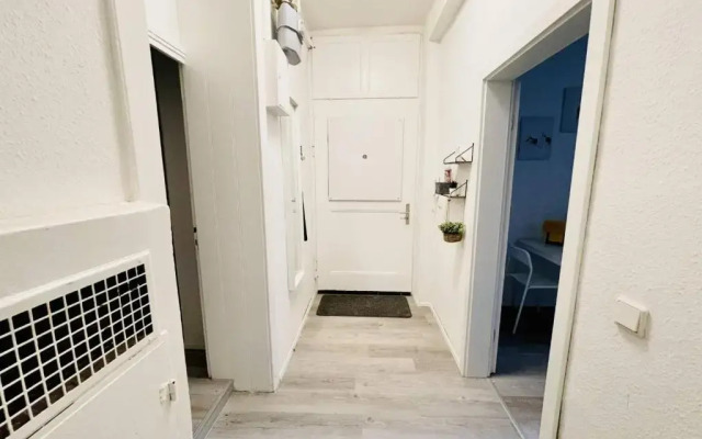 Newly Furnished Beautiful Apartment In The Center With Smart TV