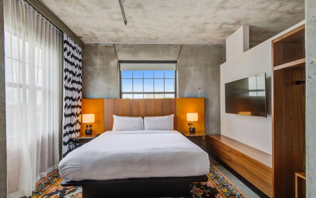 NYLO Dallas Plano Hotel, Tapestry Collection by Hilton