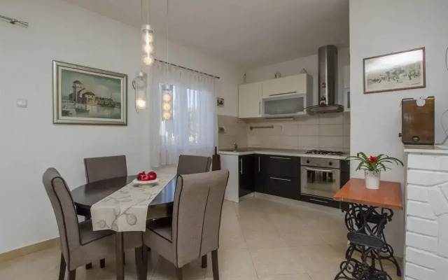 Jadranka - Comfortable and big Terrace - H
