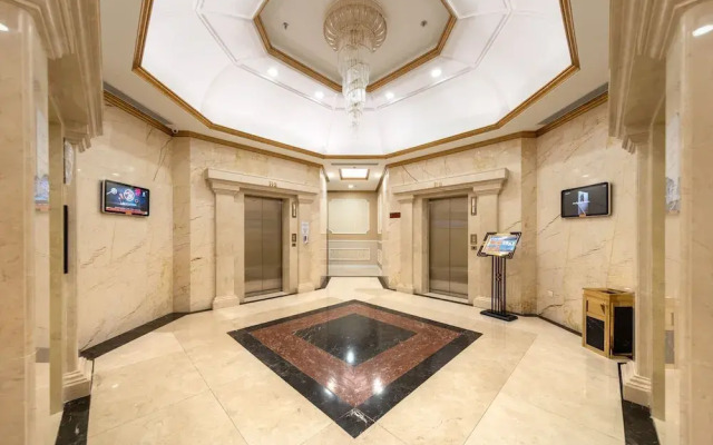 D Le Roi Soleil Premium Suites