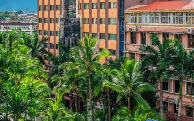 Greentree Alliance Xishuangbanna Peacock Lake Hotel