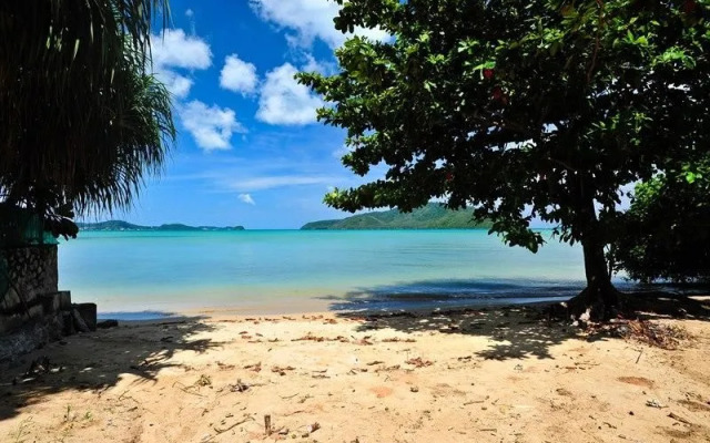 Chalong Beach Front Residence