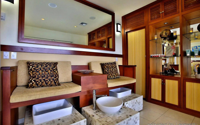 Sonesta Great Bay Beach All Inclusive Resort, Casino & Spa