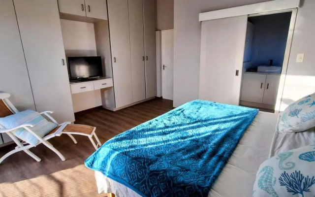 14 Penguin Place, Melkbosstrand