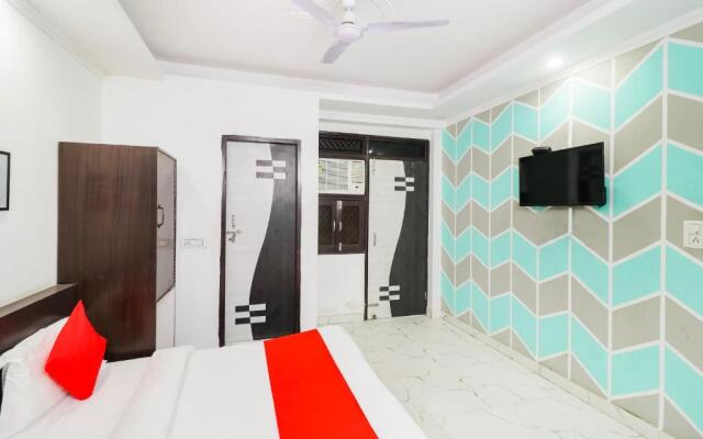 Oyo Flagship 93499 Hotel Belmond